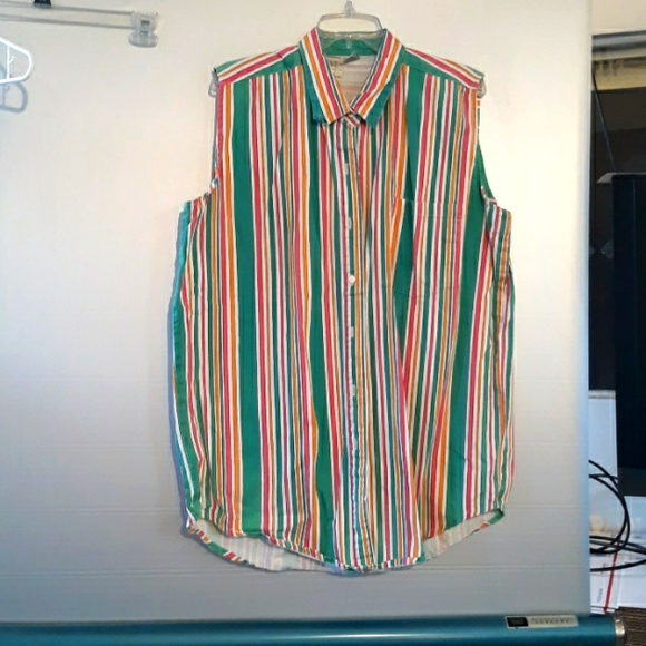 First Class Size 18 (SKU N14) - Picture 1 of 1